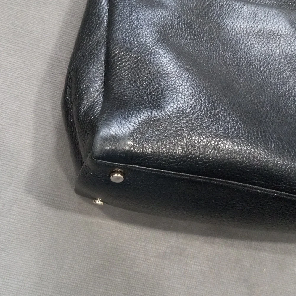 Kate Spade NY Emerson Pebbped Black Leather W/ Gold Chain Shoulder Bag
